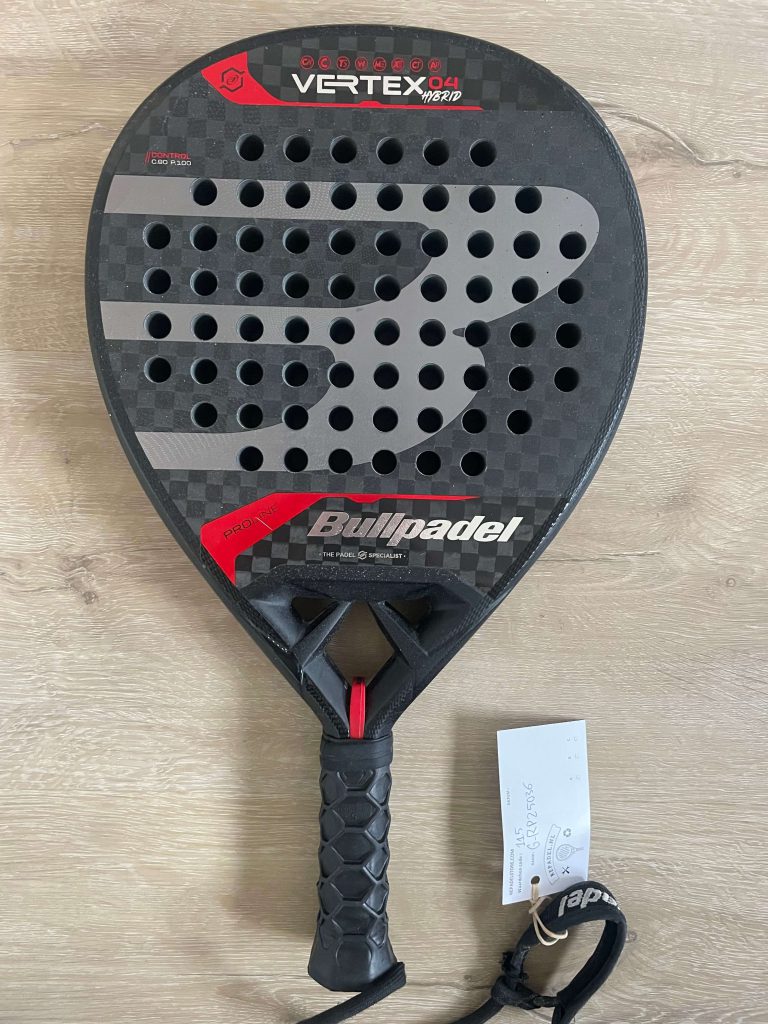 Bullpadel Vertex 04 Hybrid