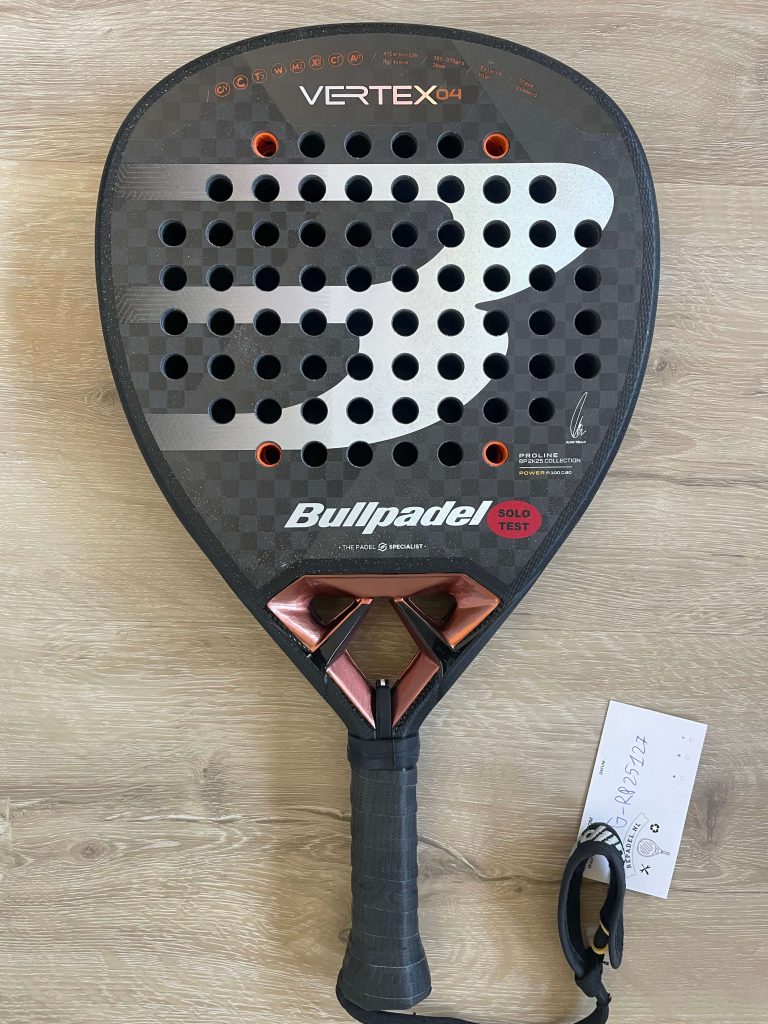 Bullpadel Vertex 04