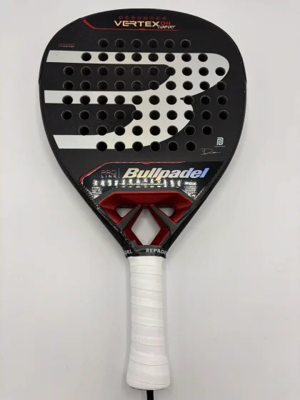 Bullpadel Vertex 04 Comfort