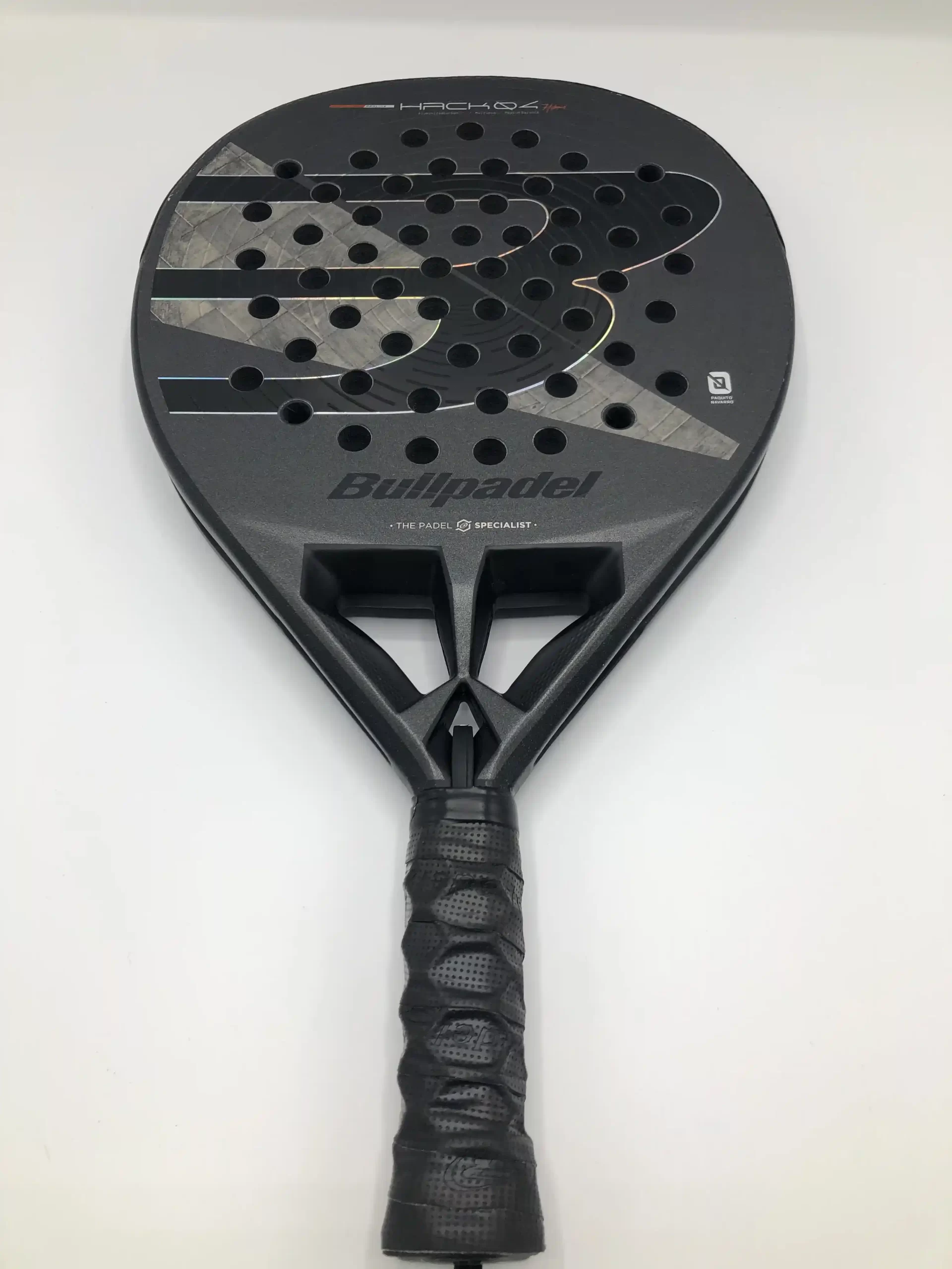 Bullpadel Hack 04 Hybrid 2026